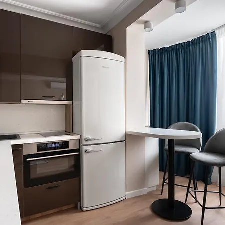 Апартамент Luxury Steps From By Flat Manаger *